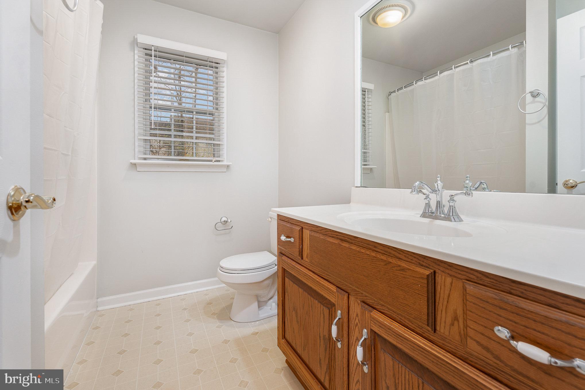 WHELAN CROSSING - Residential Lease