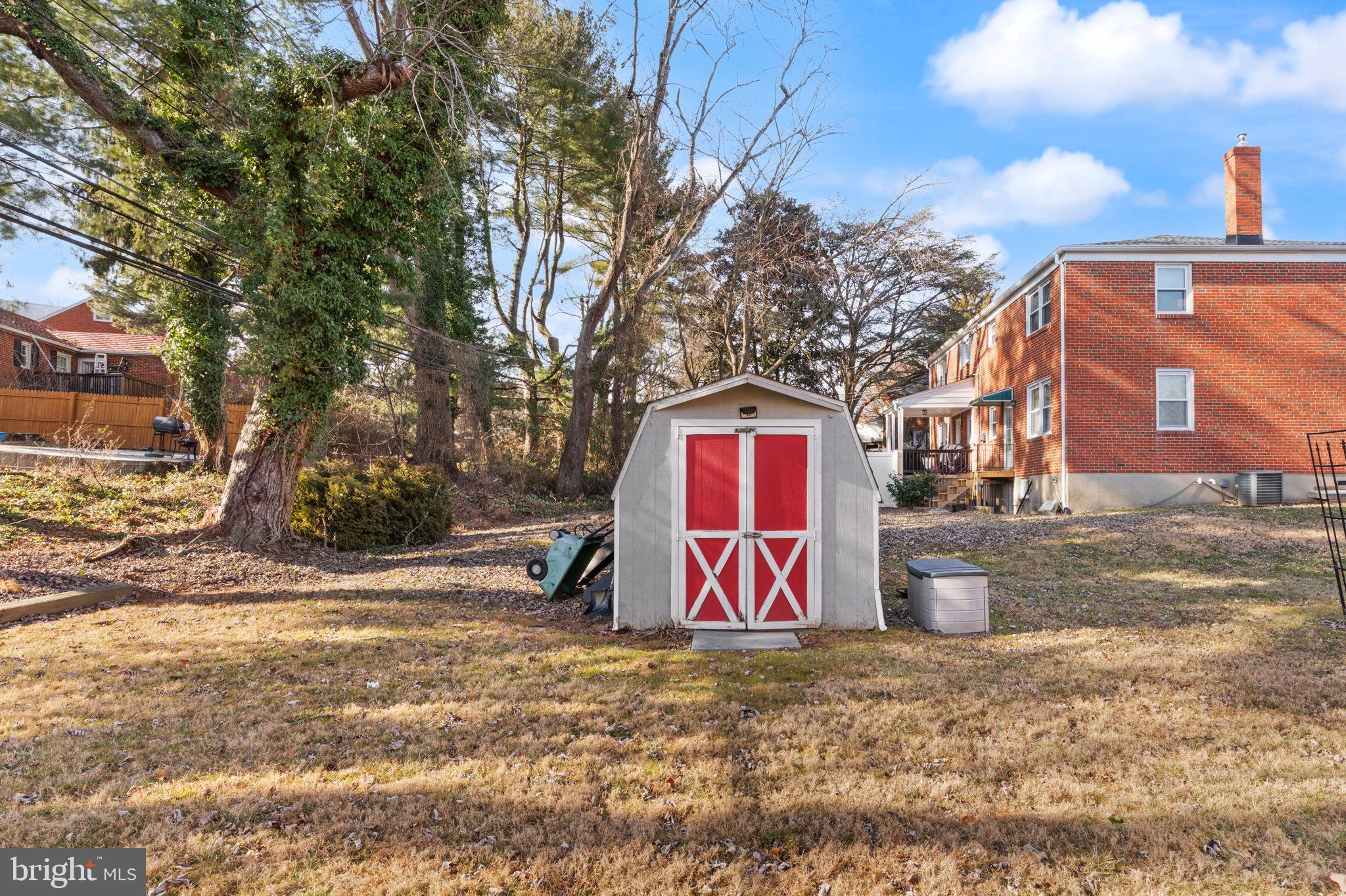 GLENMONT - Residential