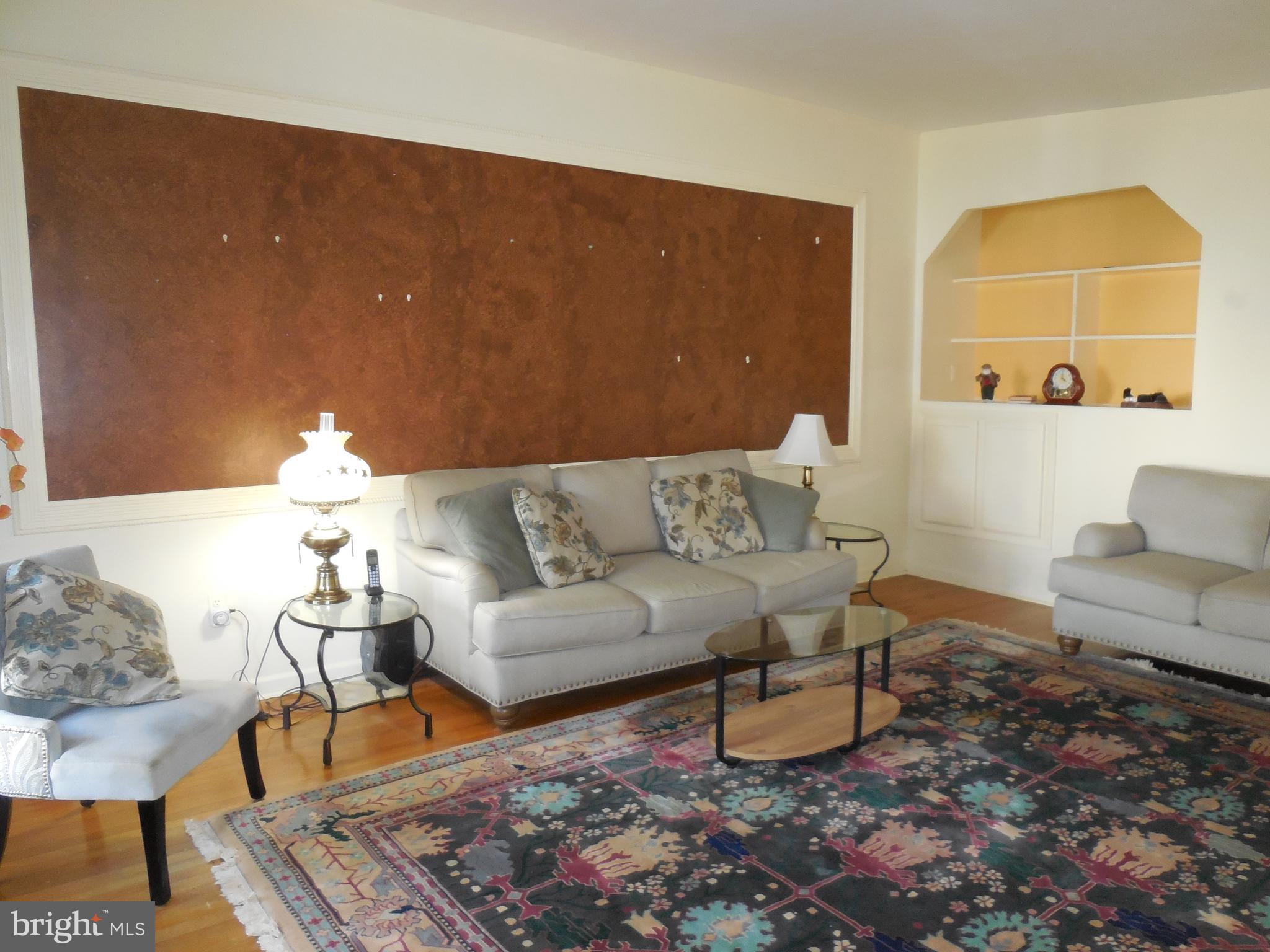 GLENMONT - Residential