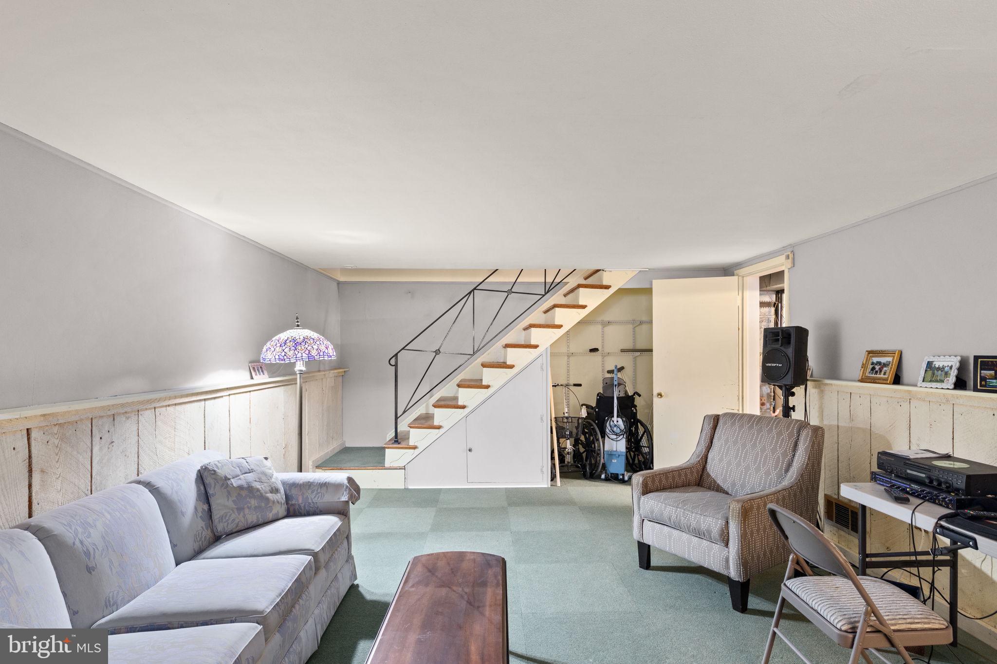 GLENMONT - Residential