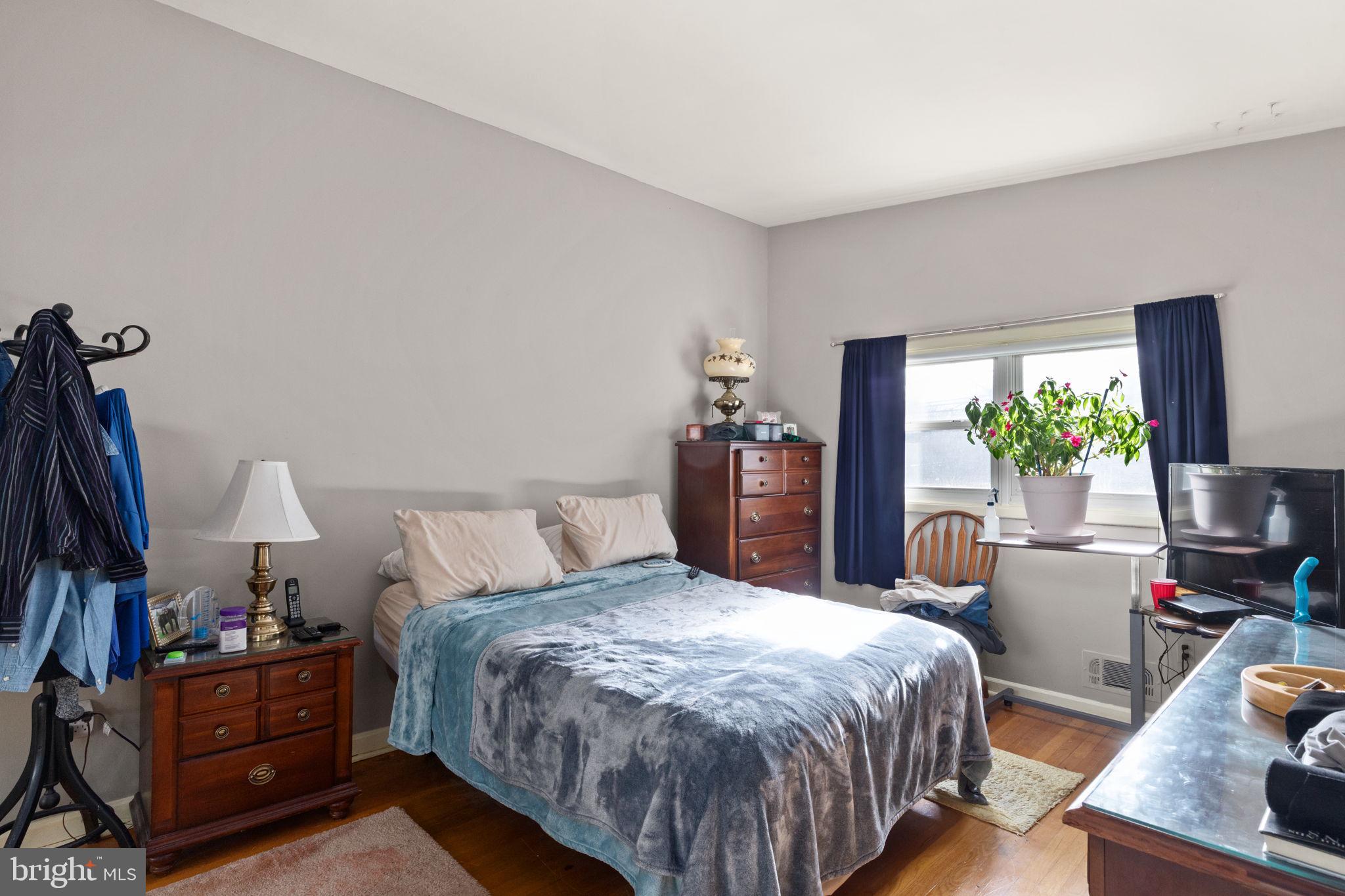 GLENMONT - Residential