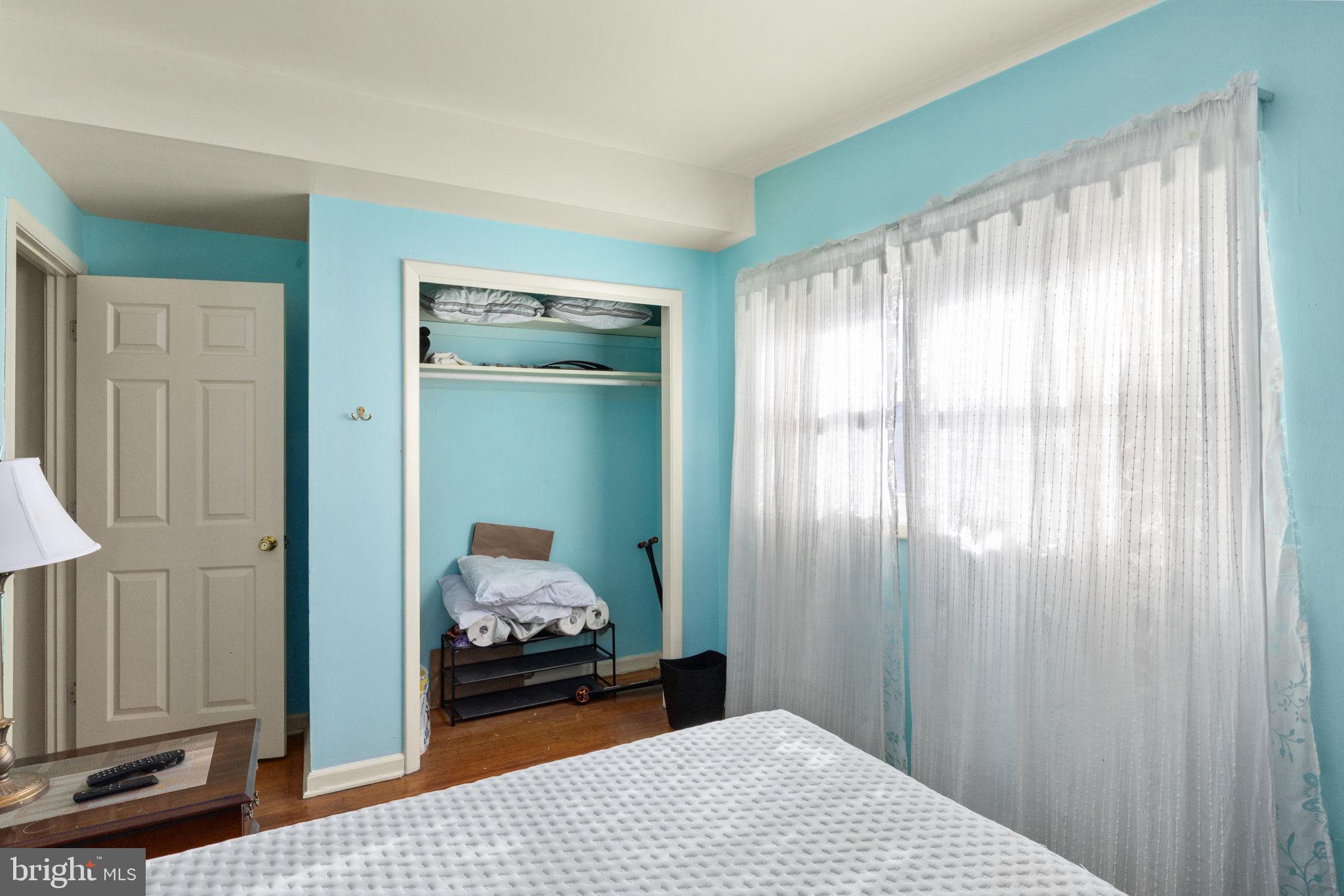 GLENMONT - Residential