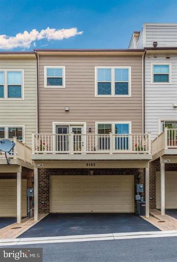 VILLAGES OF URBANA - Residential Lease