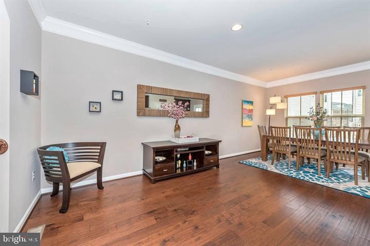 VILLAGES OF URBANA - Residential Lease