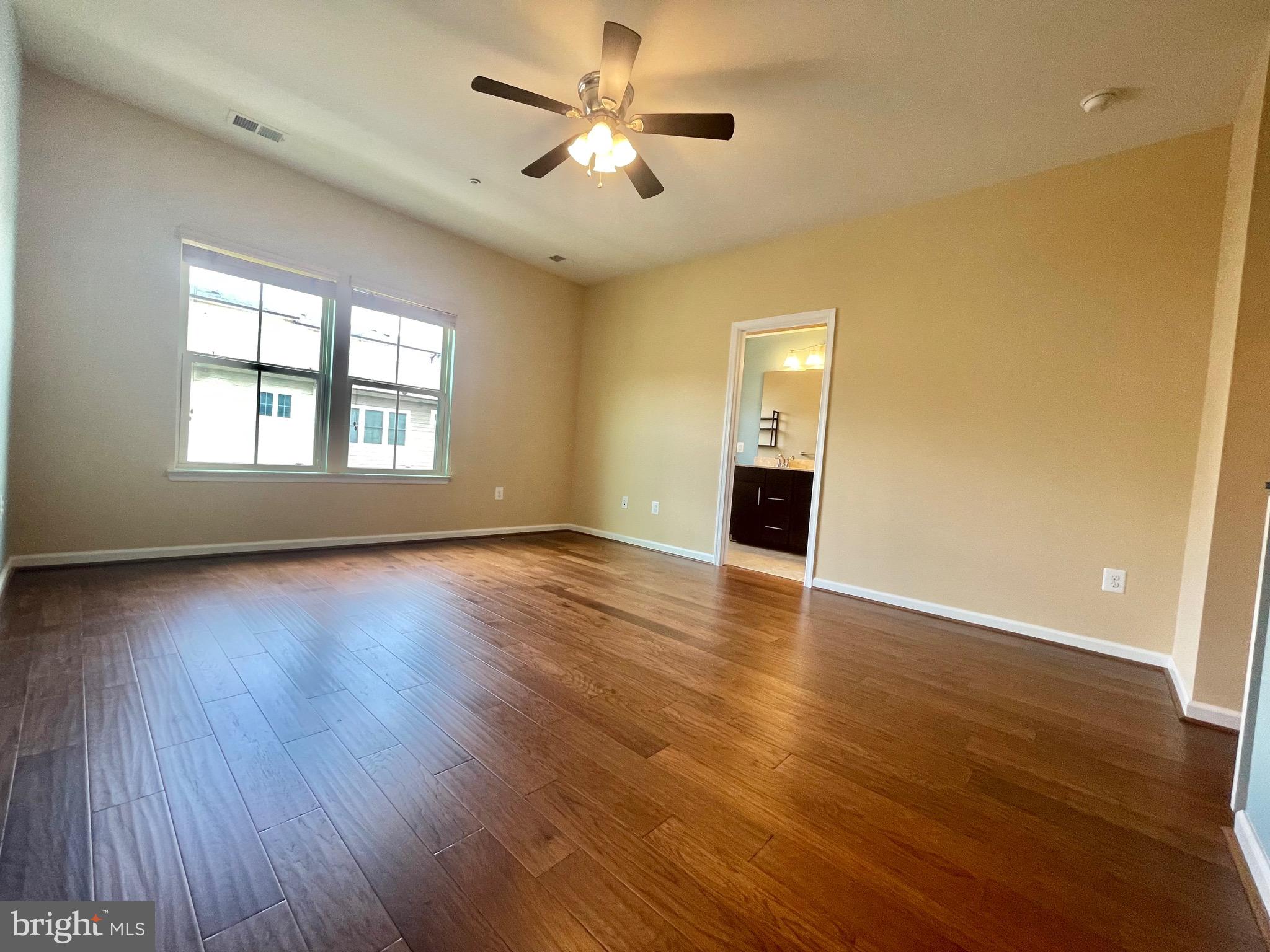 VILLAGES OF URBANA - Residential Lease