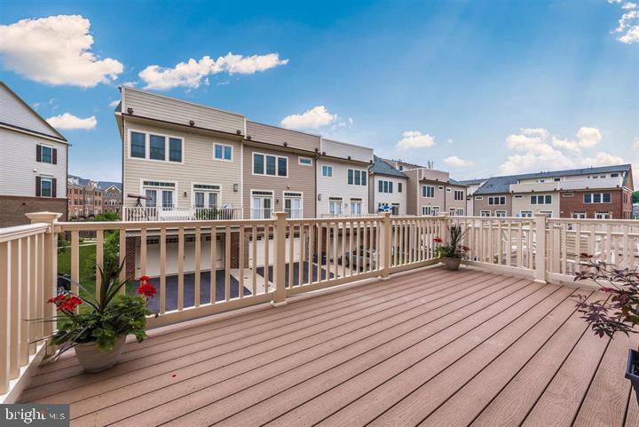 VILLAGES OF URBANA - Residential Lease