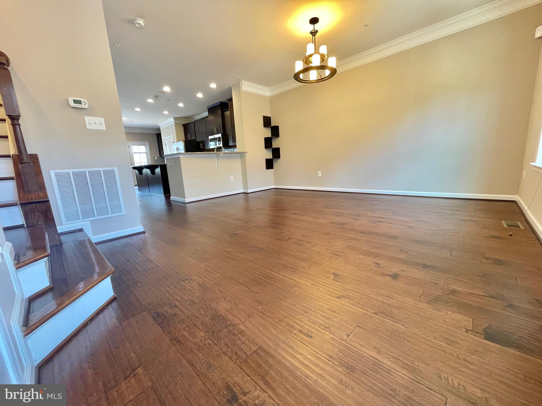 VILLAGES OF URBANA - Residential Lease