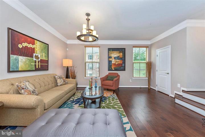 VILLAGES OF URBANA - Residential Lease