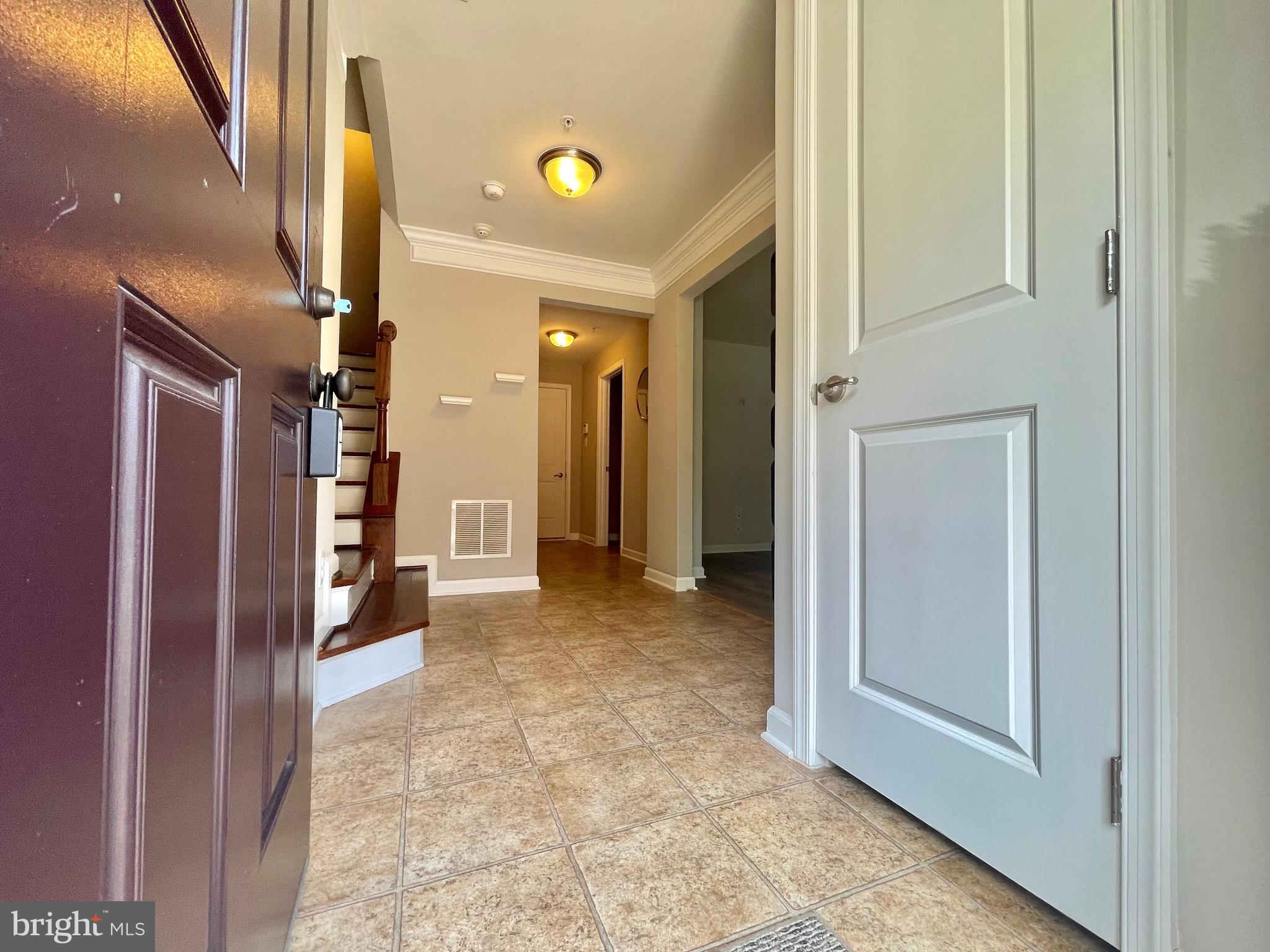 VILLAGES OF URBANA - Residential Lease