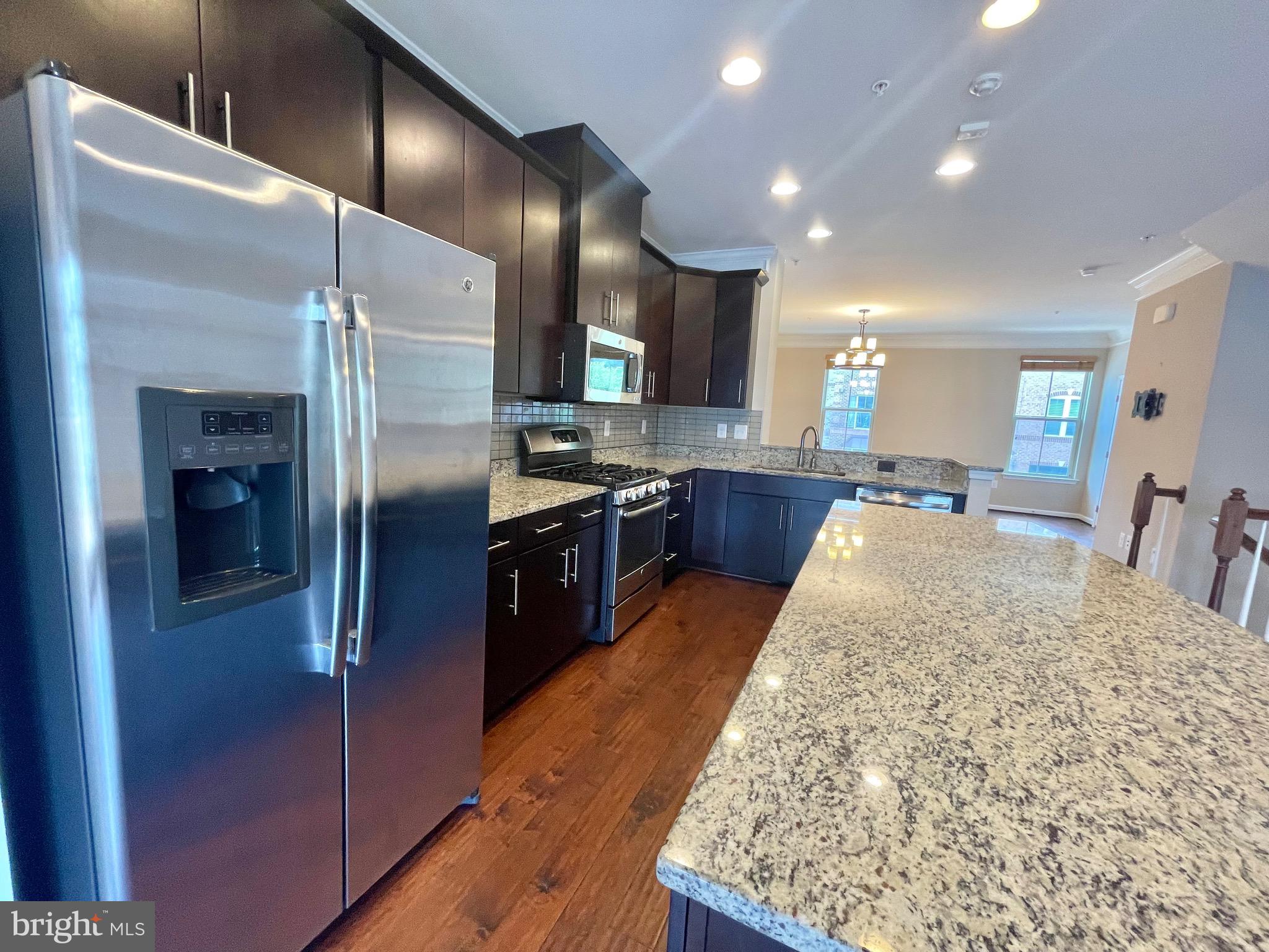 VILLAGES OF URBANA - Residential Lease