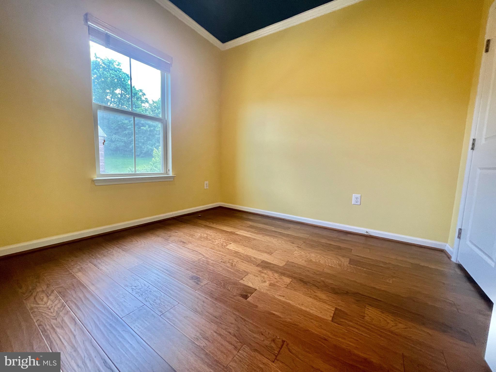 VILLAGES OF URBANA - Residential Lease