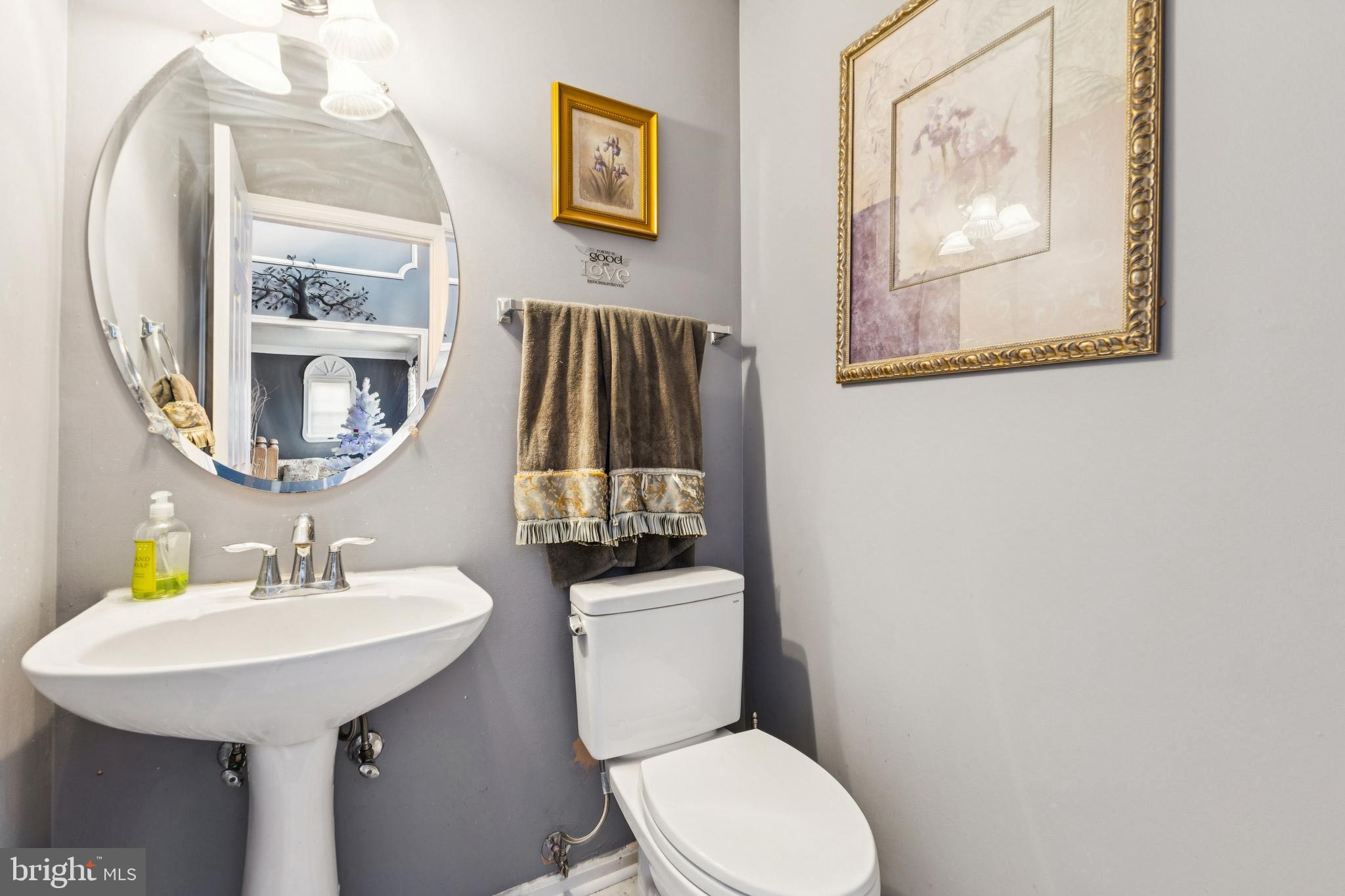 WAYSIDE VILLAGE - Residential Lease