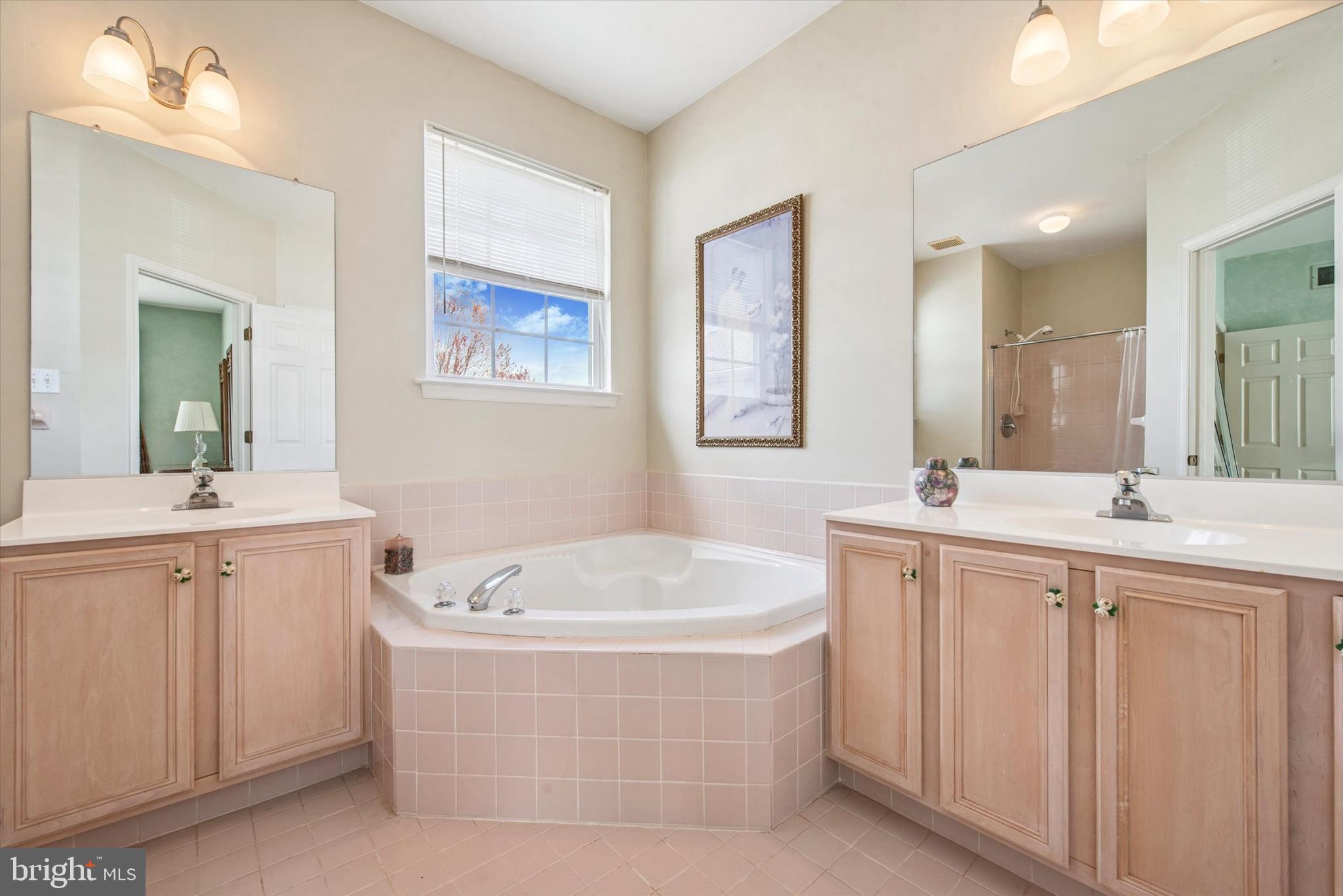 FOX HILL FARM - Residential