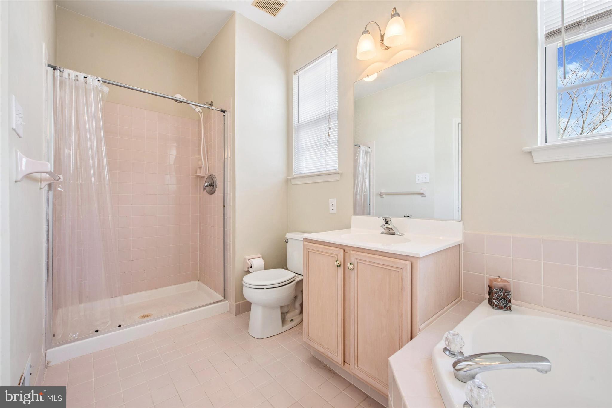 FOX HILL FARM - Residential