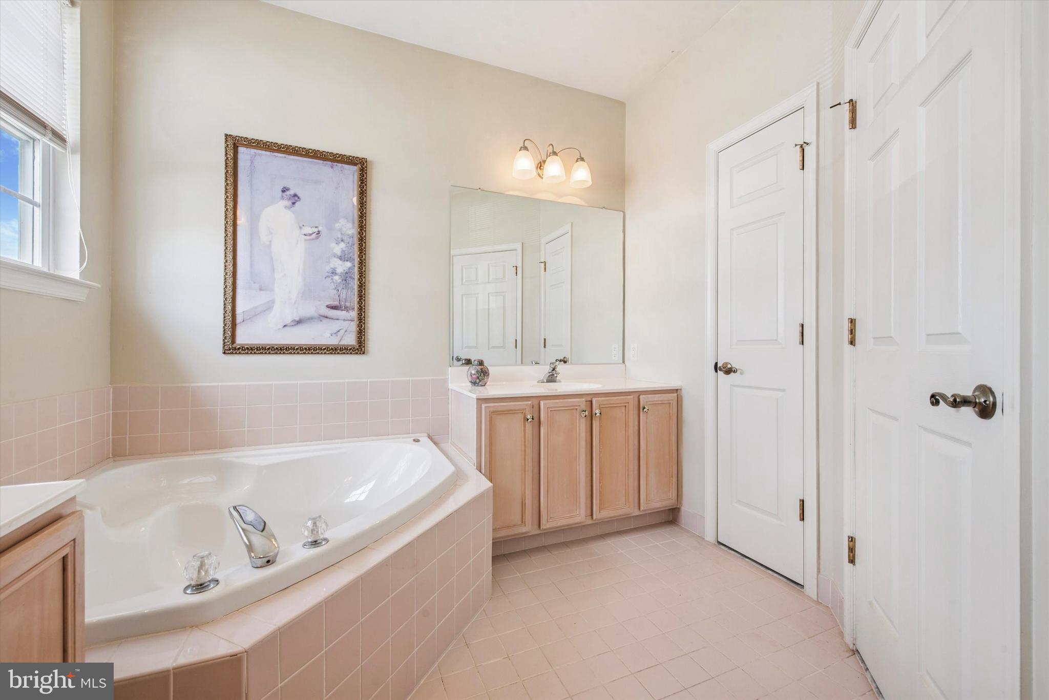 FOX HILL FARM - Residential