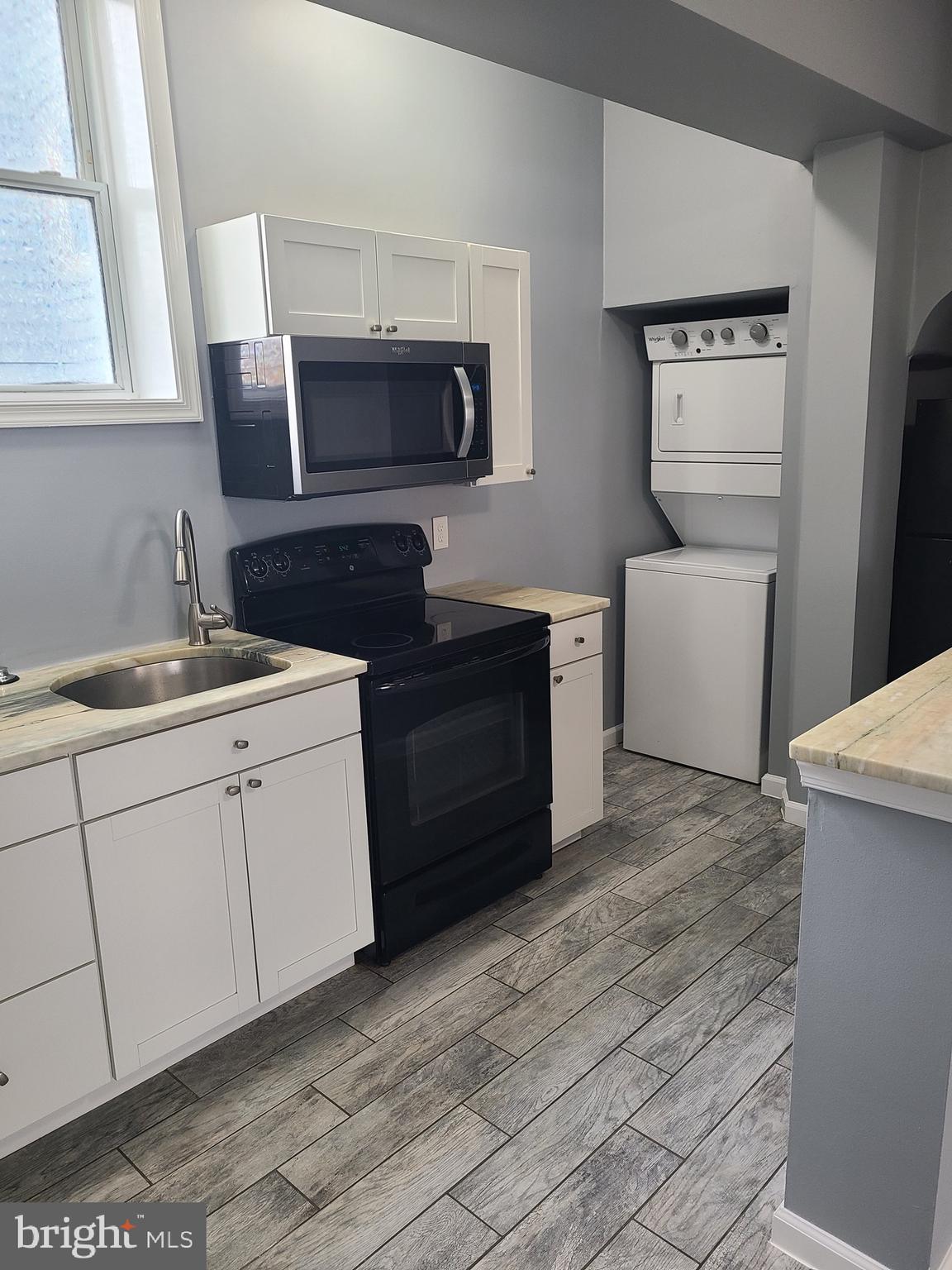 918 N CLAYTON STREET 1