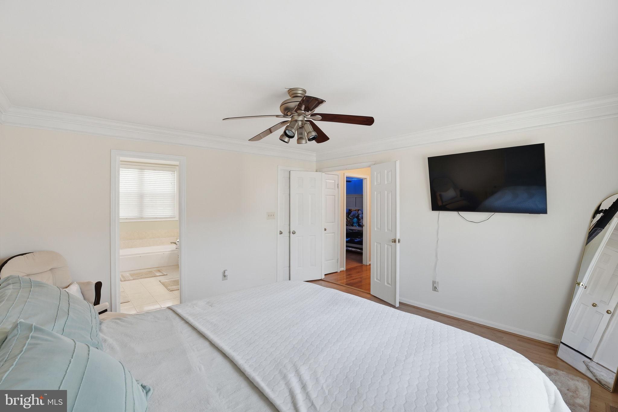 MEADOWGATE - Residential