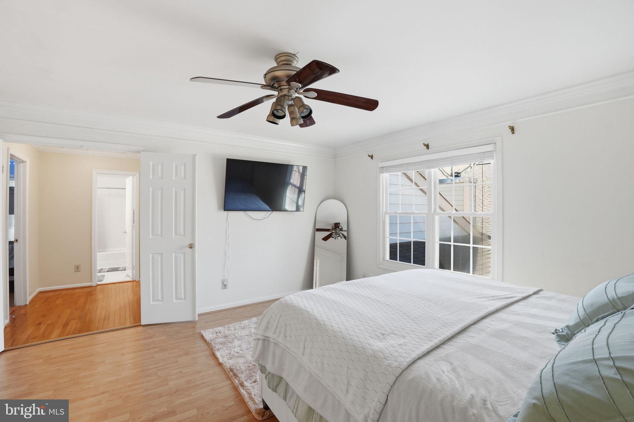 MEADOWGATE - Residential