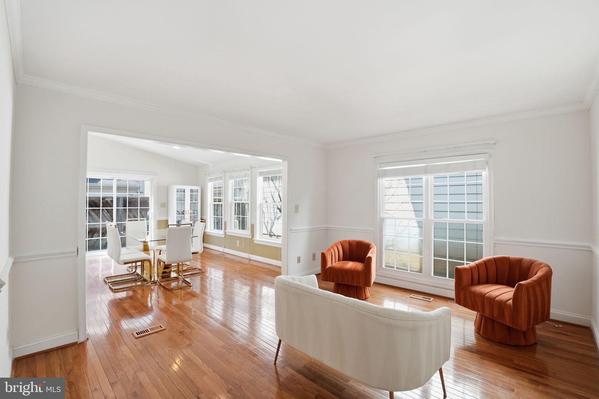 MEADOWGATE - Residential