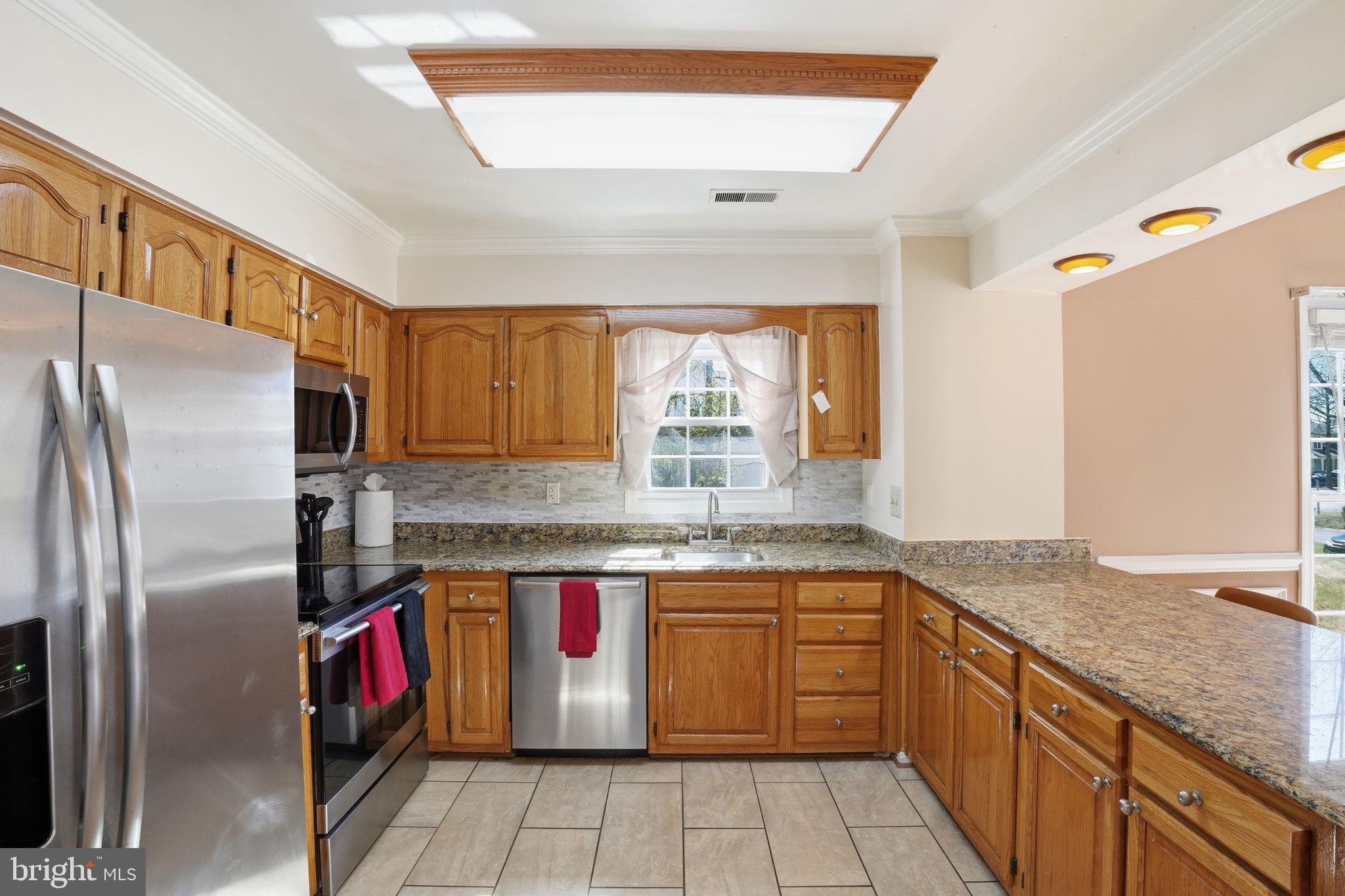 MEADOWGATE - Residential