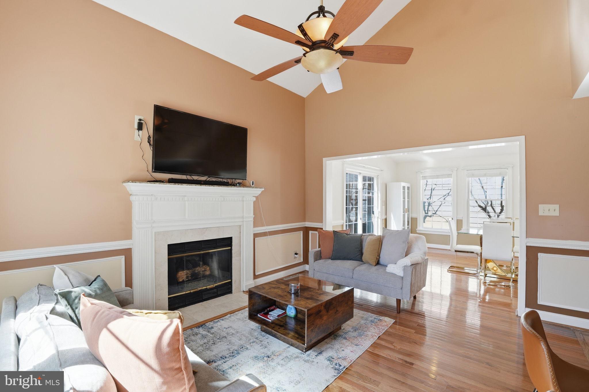 MEADOWGATE - Residential