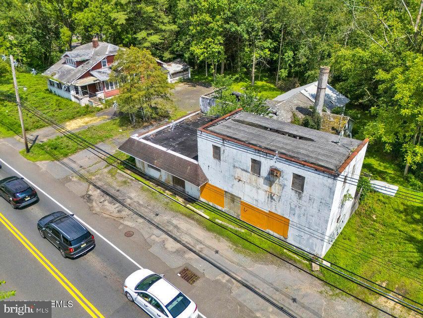 465 LAKEWOOD FARMINGDALE