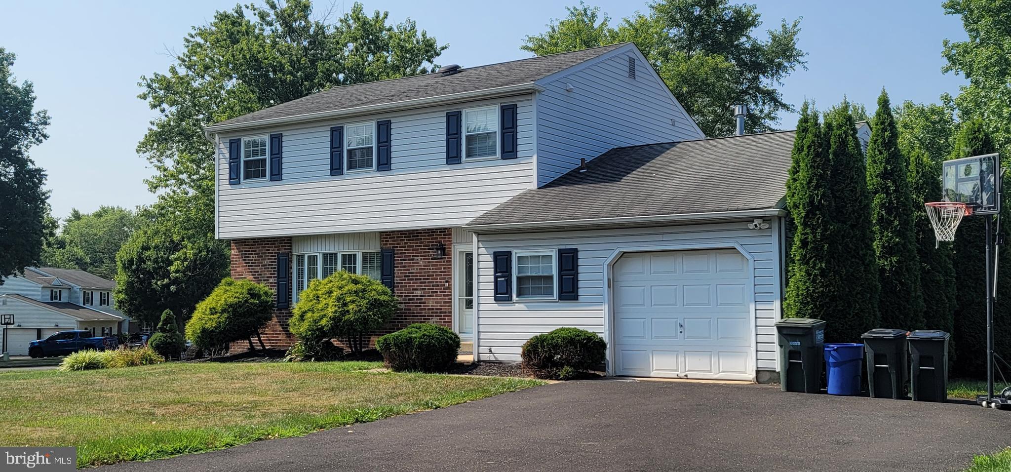 STONEHURST - Residential Lease