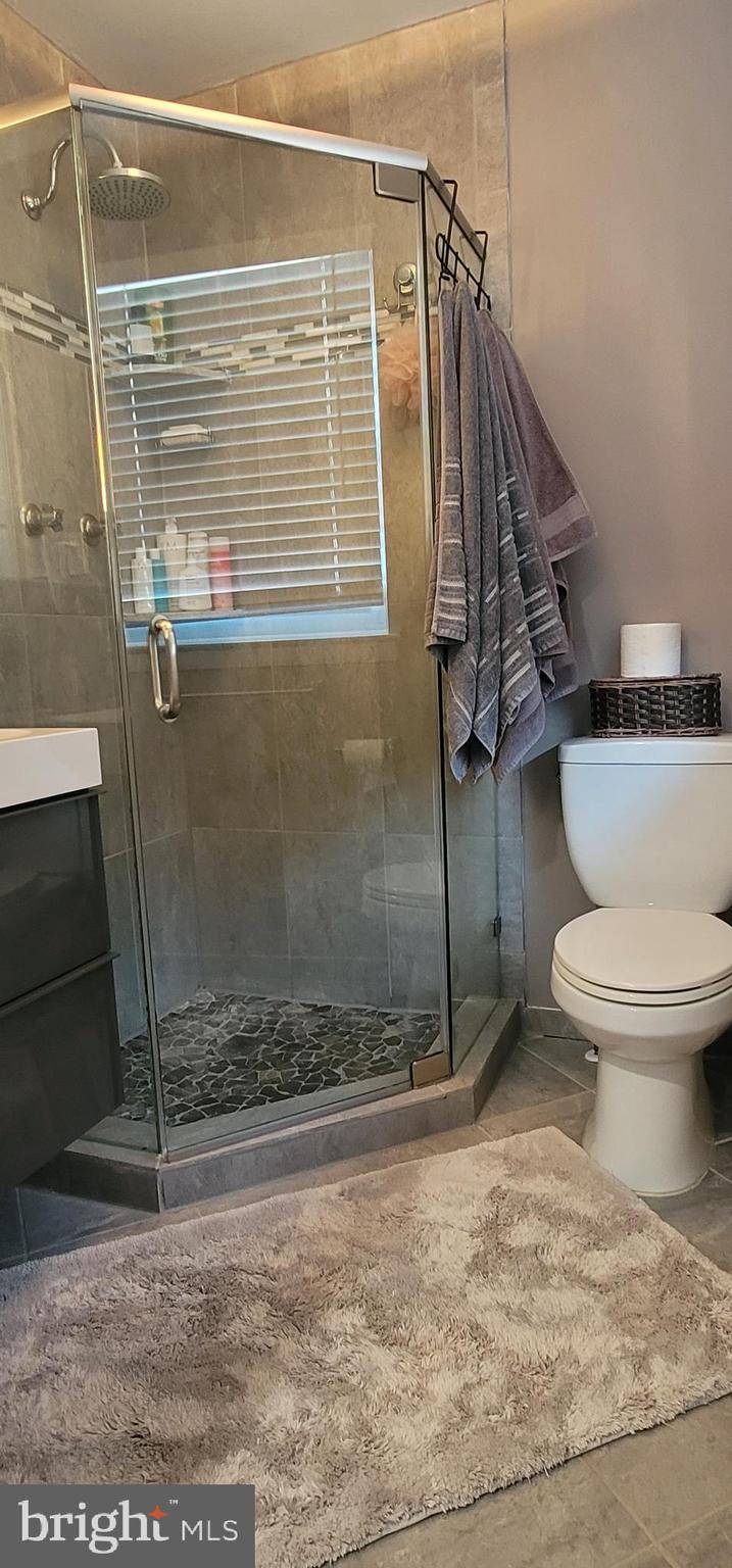 STONEHURST - Residential Lease