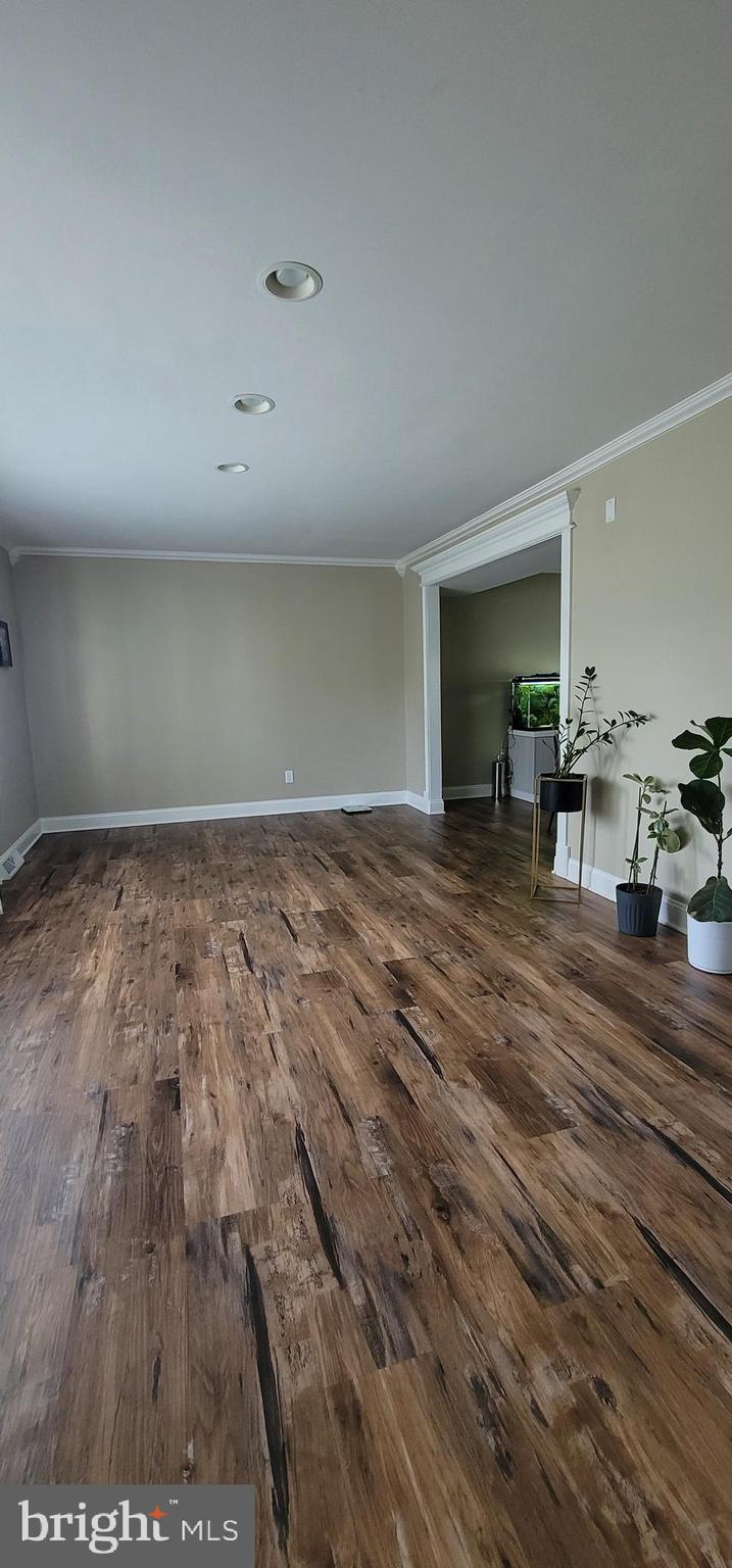 STONEHURST - Residential Lease