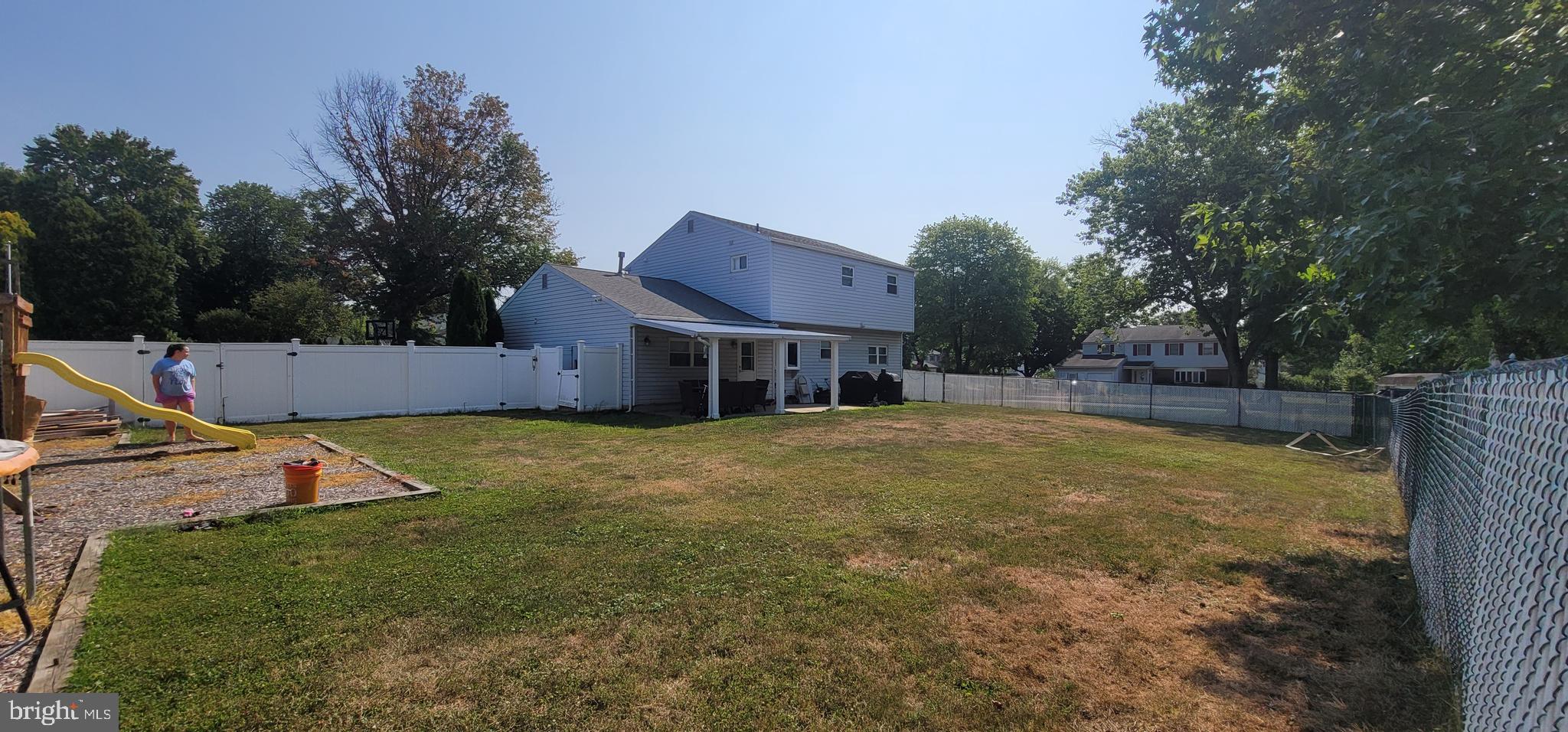 STONEHURST - Residential Lease