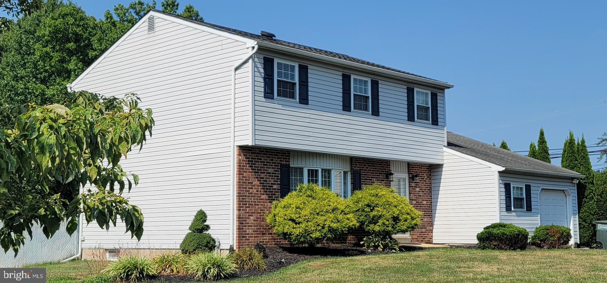 STONEHURST - Residential Lease