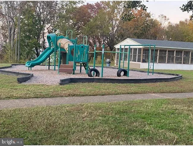 Montross, Virginia 22520, United States, ,Land,Pending,22274