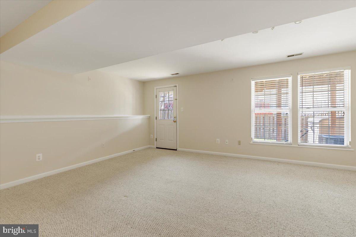 SOUTH RIDING - Residential