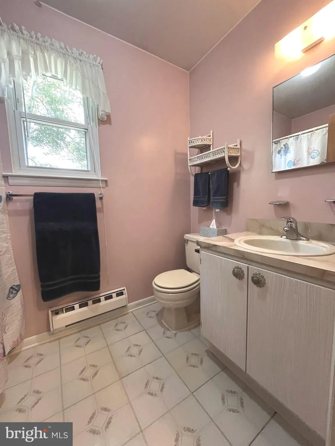 Sicklerville, New Jersey 08081, United States, 2 Bedrooms Bedrooms, ,1 BathroomBathrooms,Residential,Active,213271