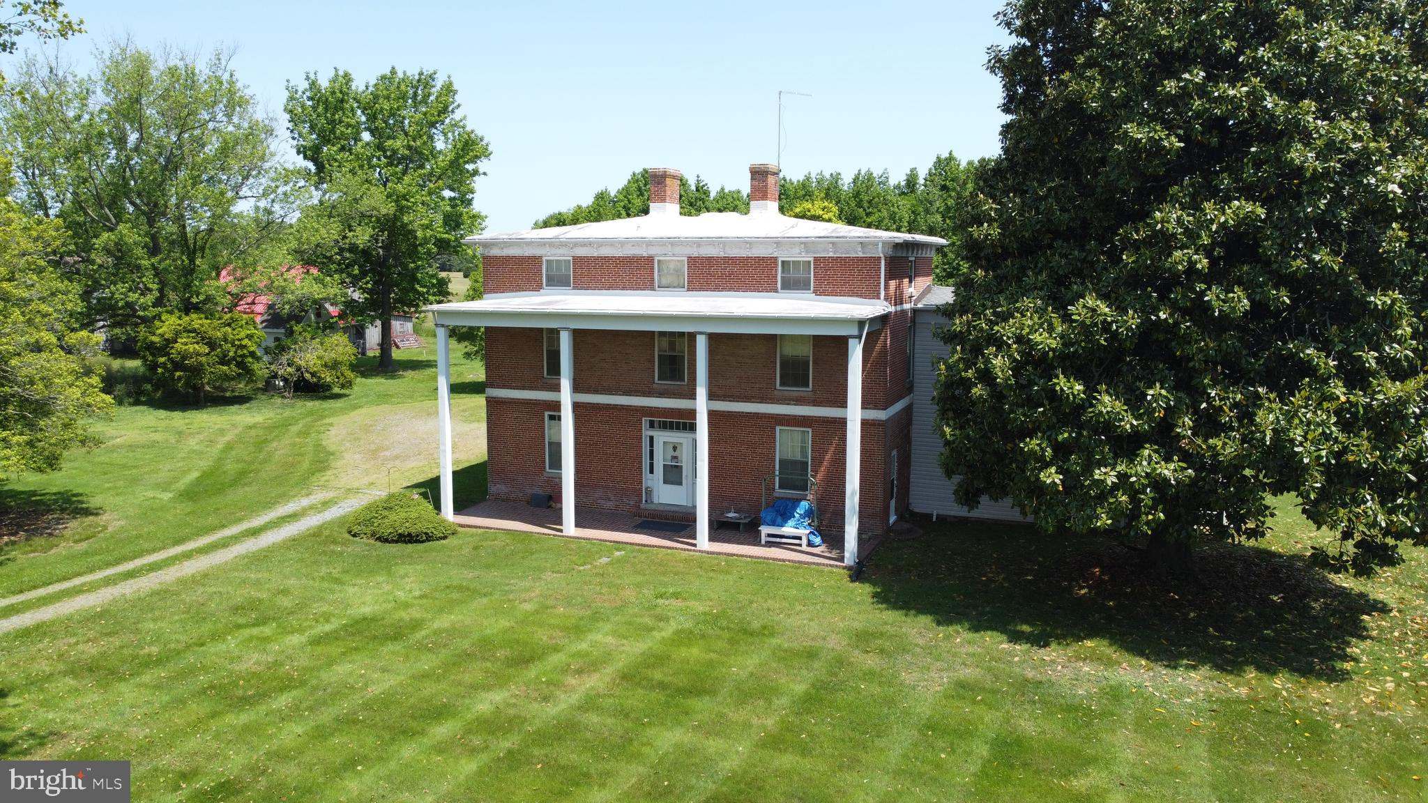 BENNETT POINT - Residential