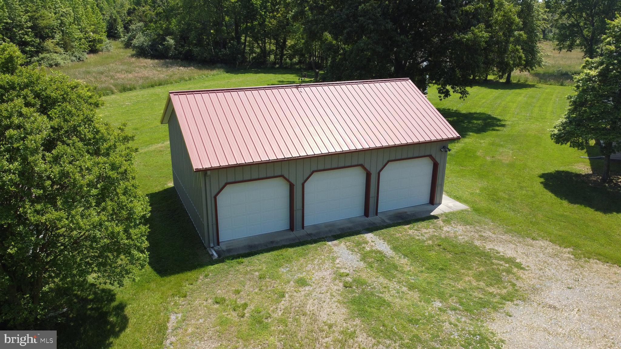 BENNETT POINT - Residential