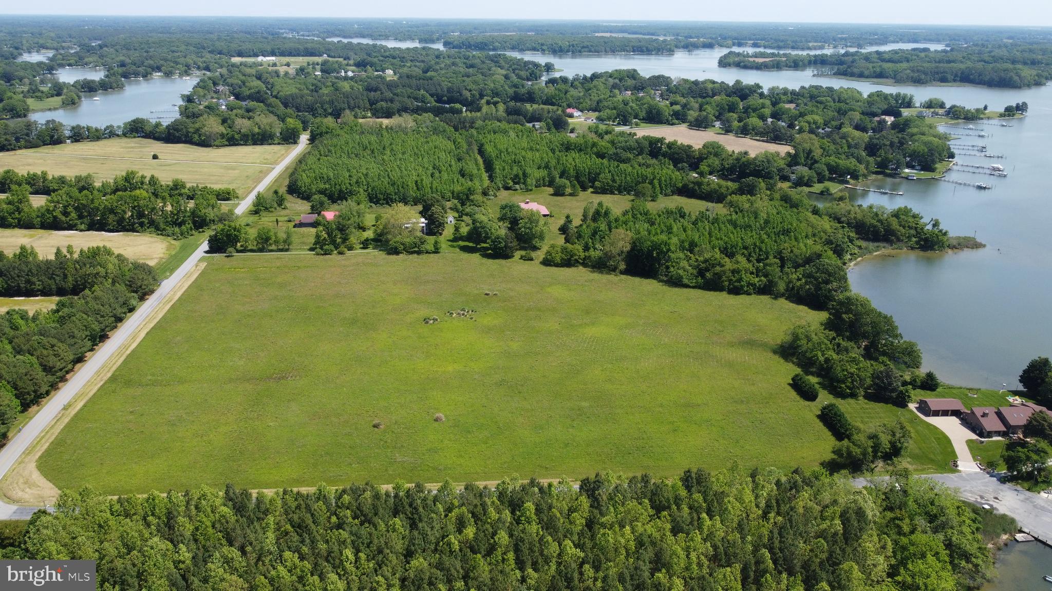 BENNETT POINT - Residential