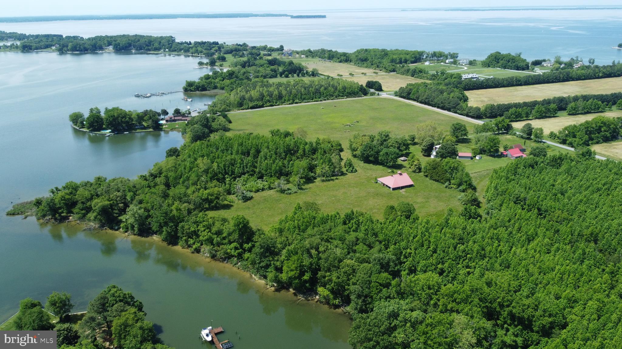 BENNETT POINT - Residential