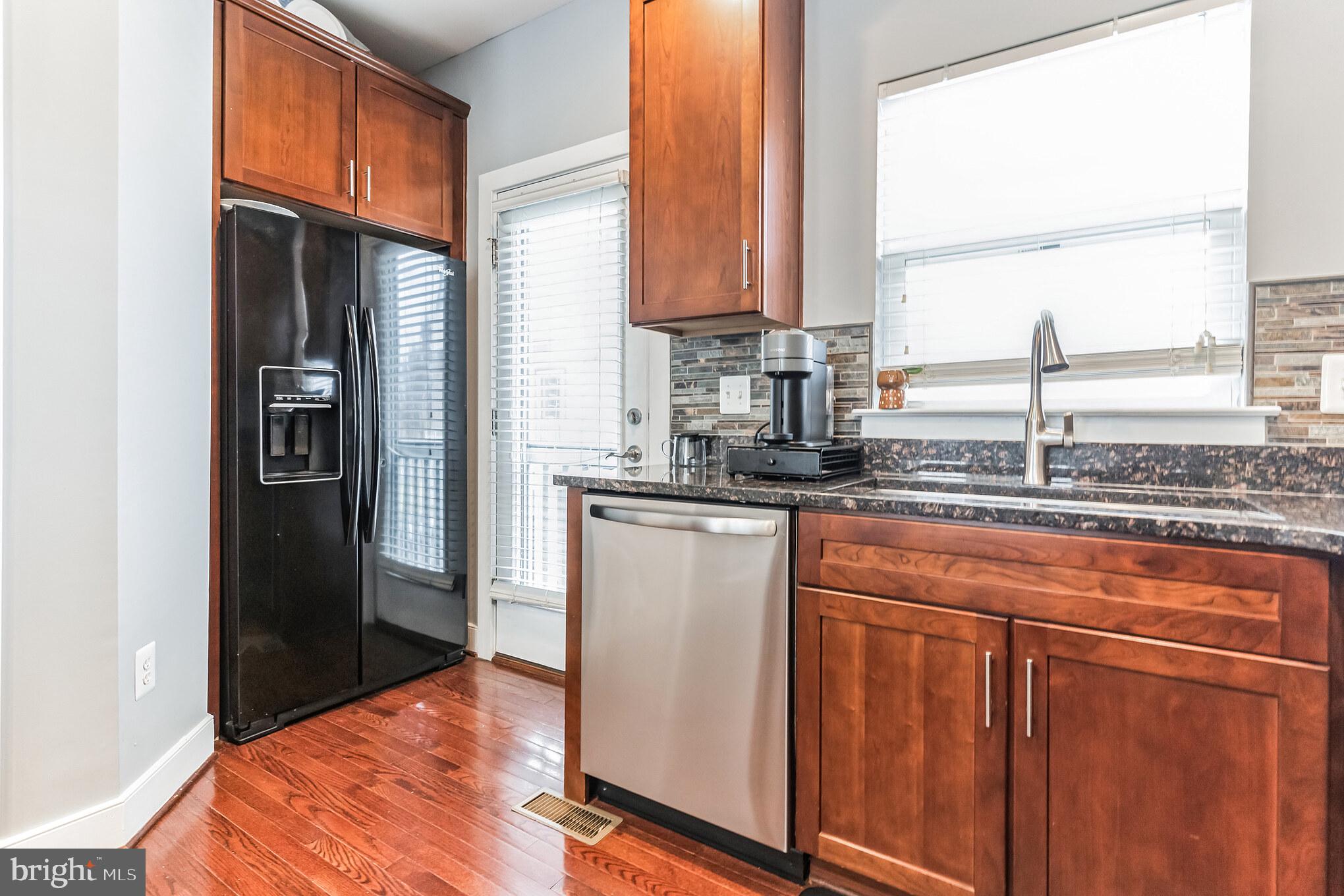 EYA ARTS DISTRICT - Residential