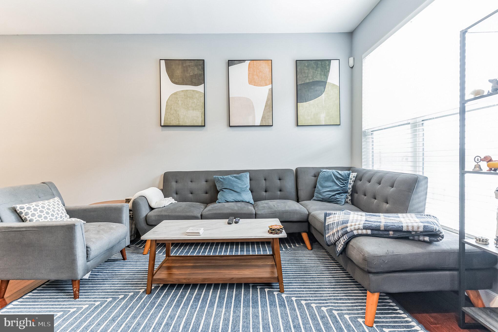 EYA ARTS DISTRICT - Residential