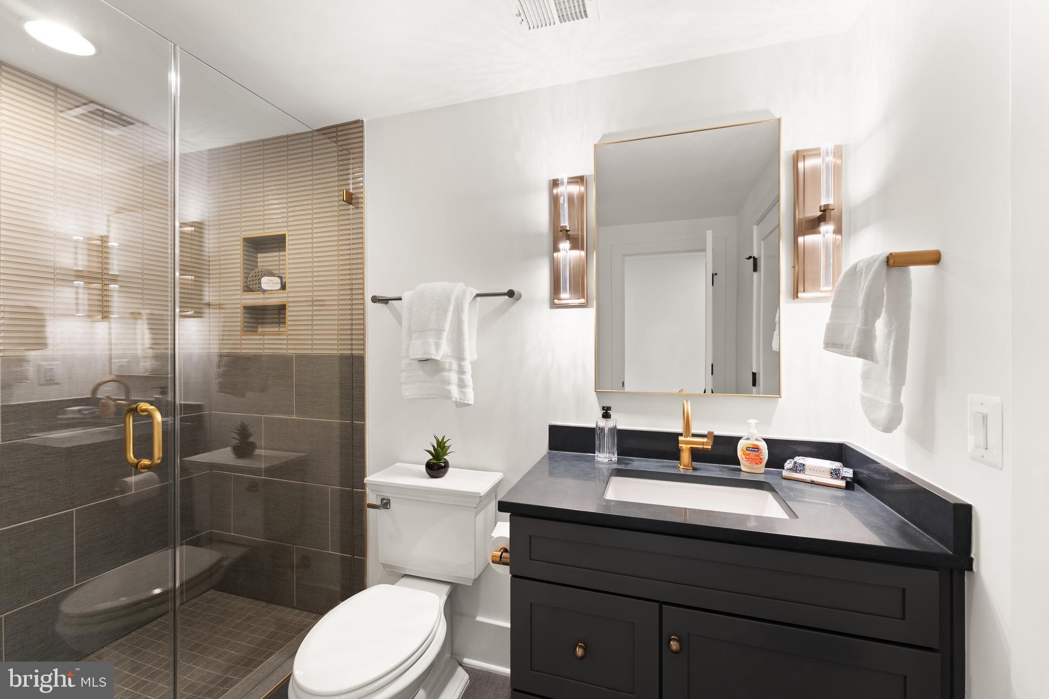 EL NIDO ESTATES - Residential