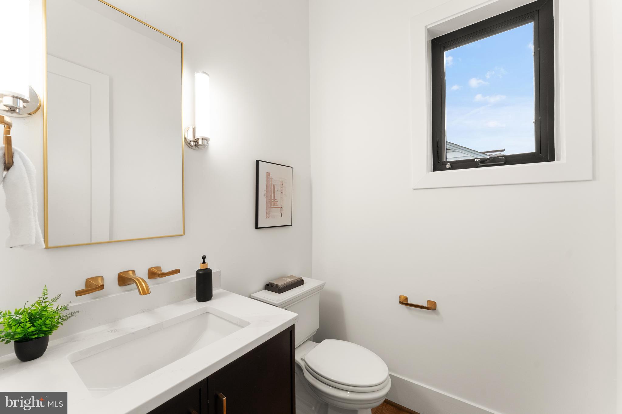 EL NIDO ESTATES - Residential