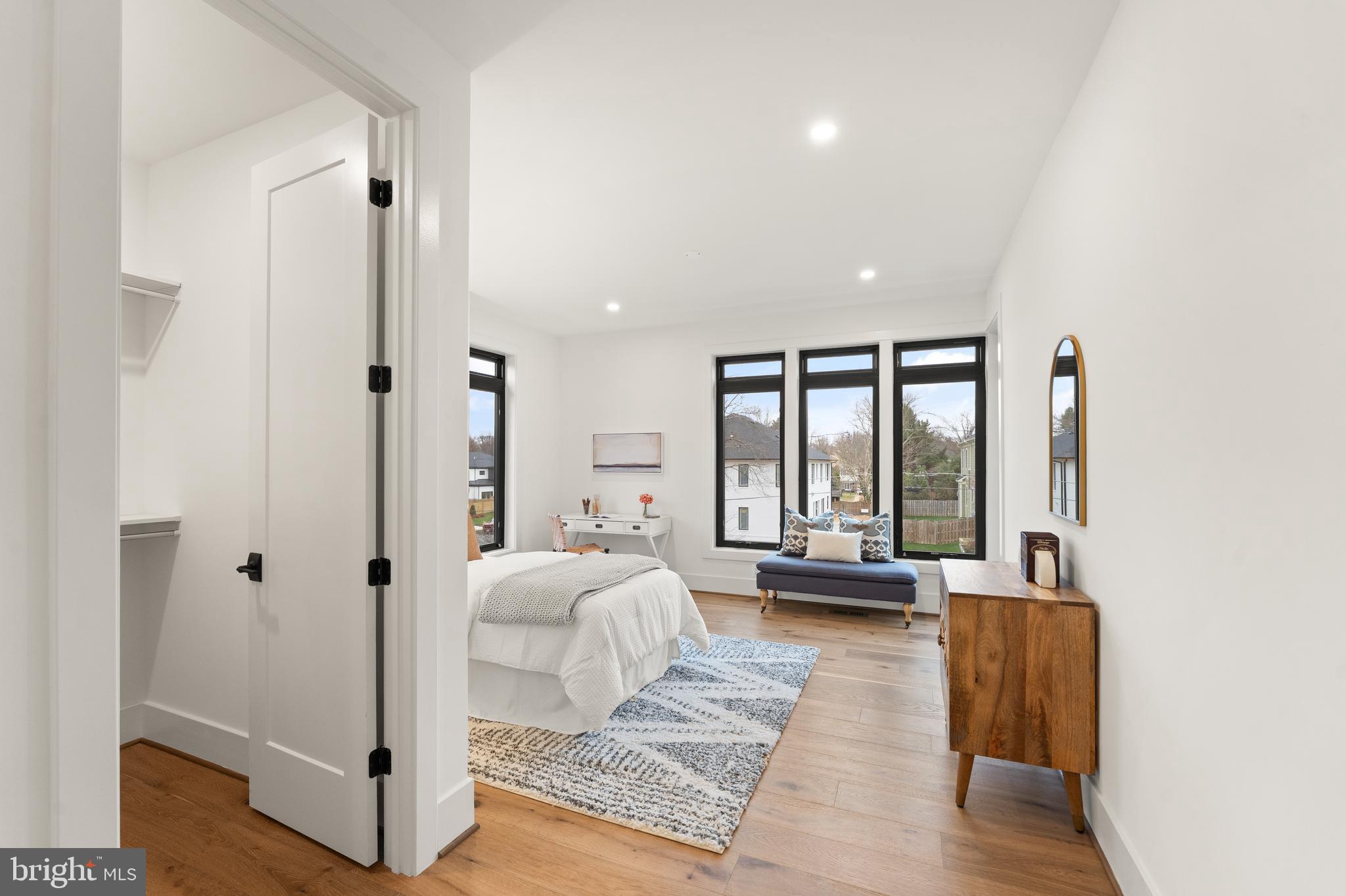 EL NIDO ESTATES - Residential