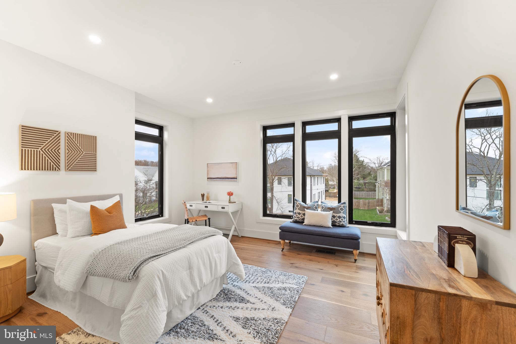 EL NIDO ESTATES - Residential