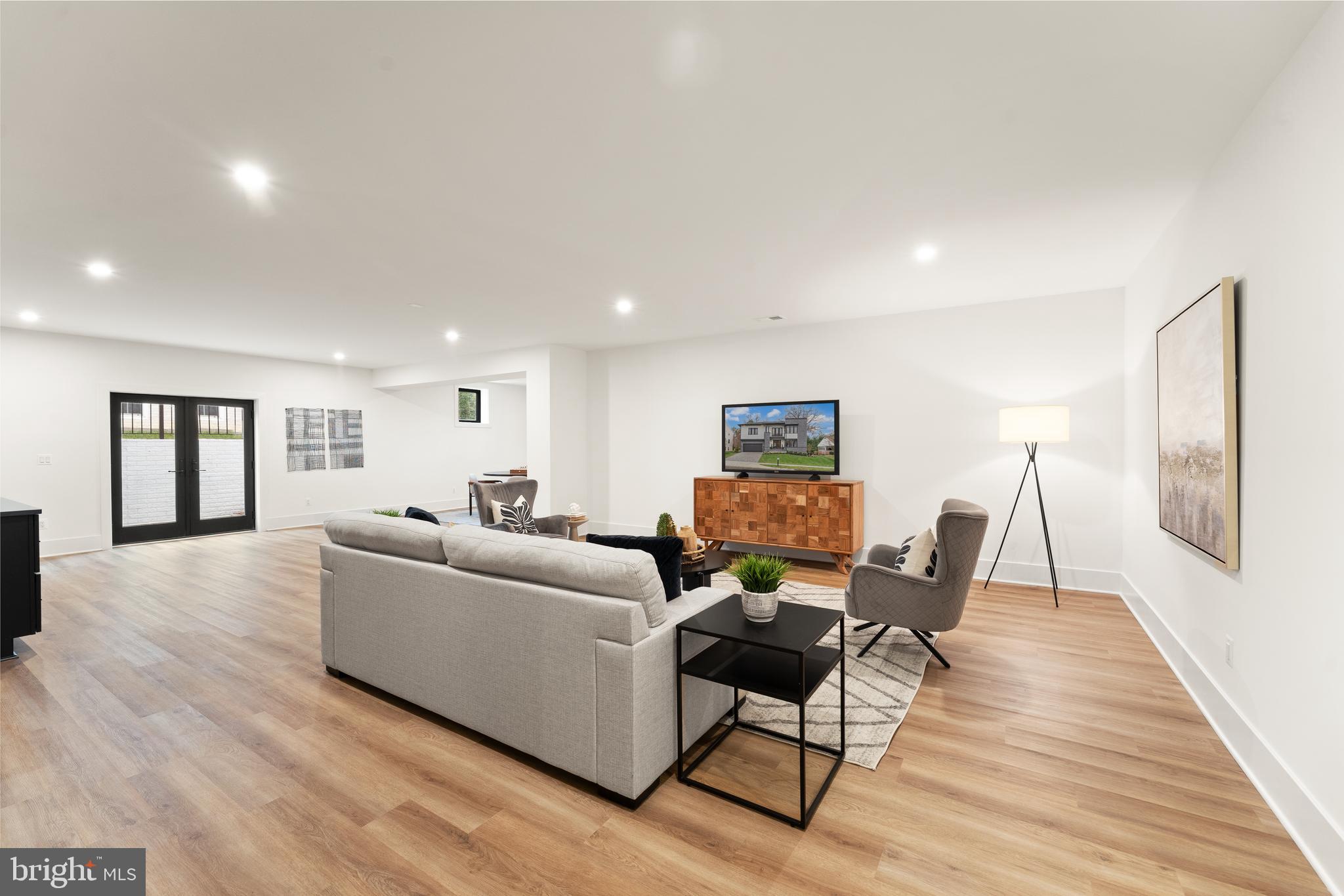 EL NIDO ESTATES - Residential