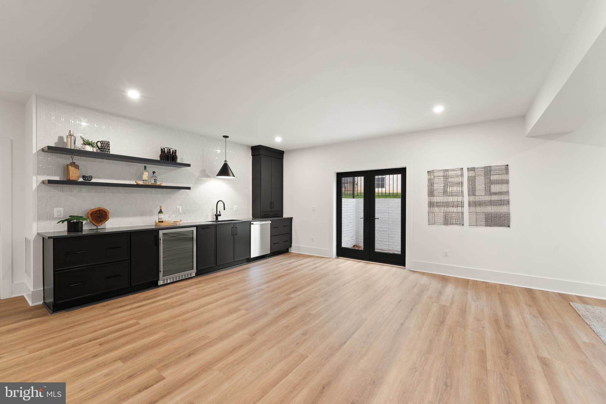 EL NIDO ESTATES - Residential