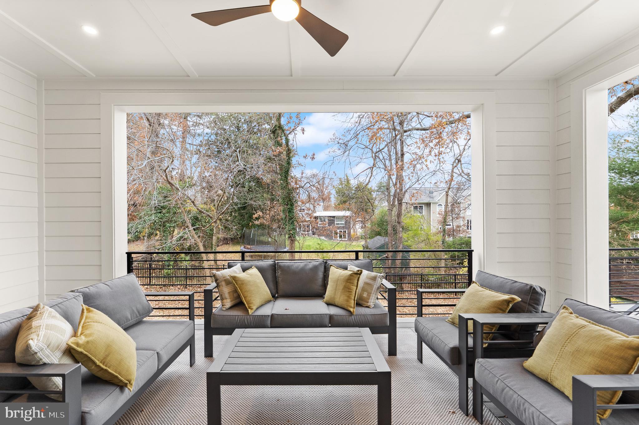 EL NIDO ESTATES - Residential