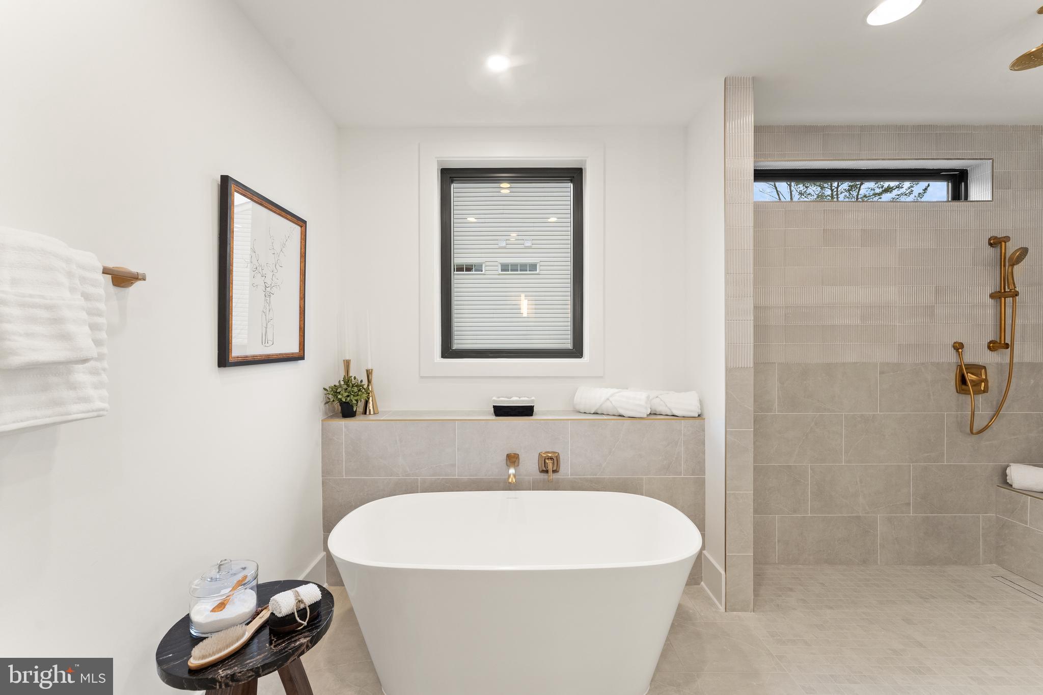 EL NIDO ESTATES - Residential