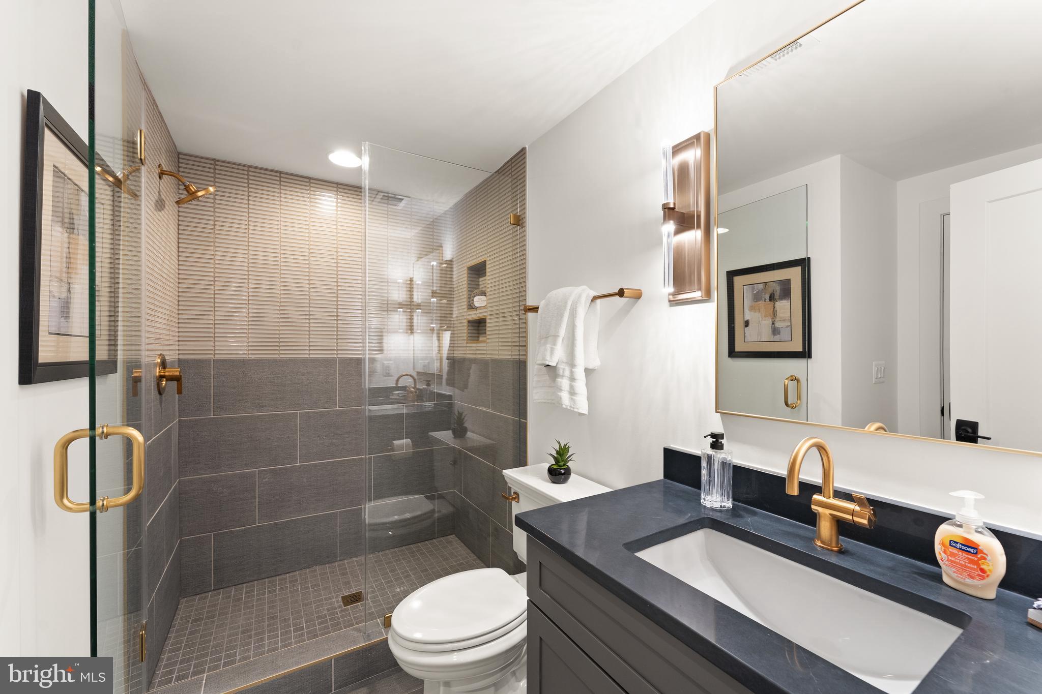 EL NIDO ESTATES - Residential