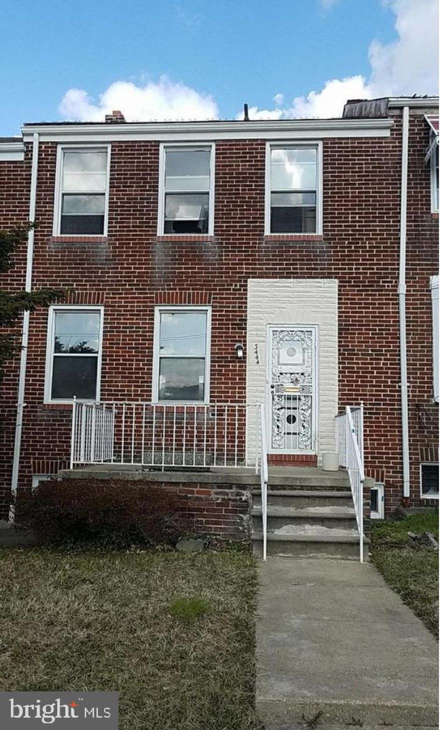 Nice Brick front Townhouse, Close to Bel Air - Shopping - Bus Line - 3 Bedroom 2 Full Bath